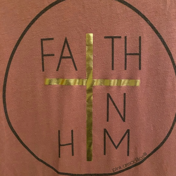 Cute “Faith In Him” Tee - Picture 2 of 2